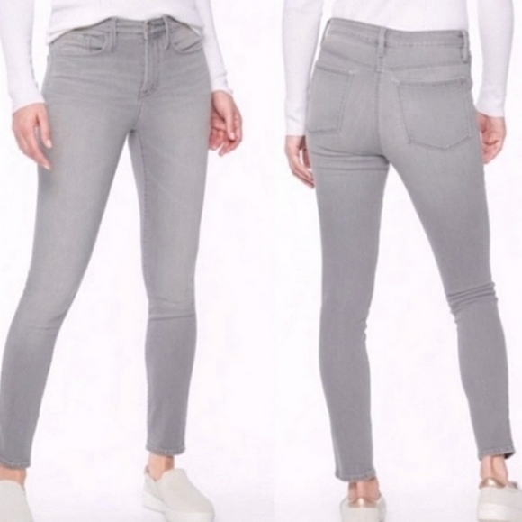 Athleta Sculptek Skinn Kenai Wash Jeans‎ Size 8 - Picture 1 of 7